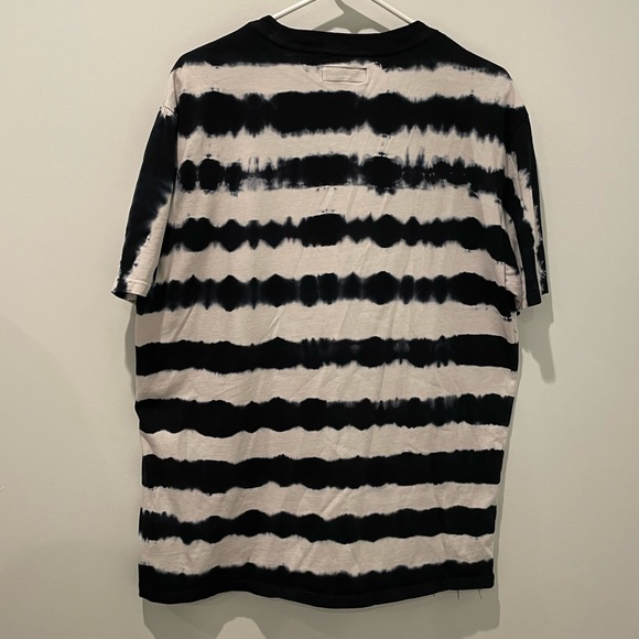 Men’s Guess Black and White Shirt - Picture 3 of 5